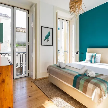Apartment Santa Catarina Superior By Linc Lisbon
